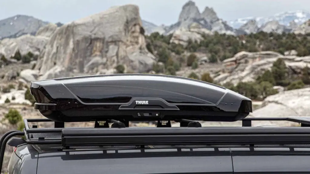 aerodynamic thule roof box